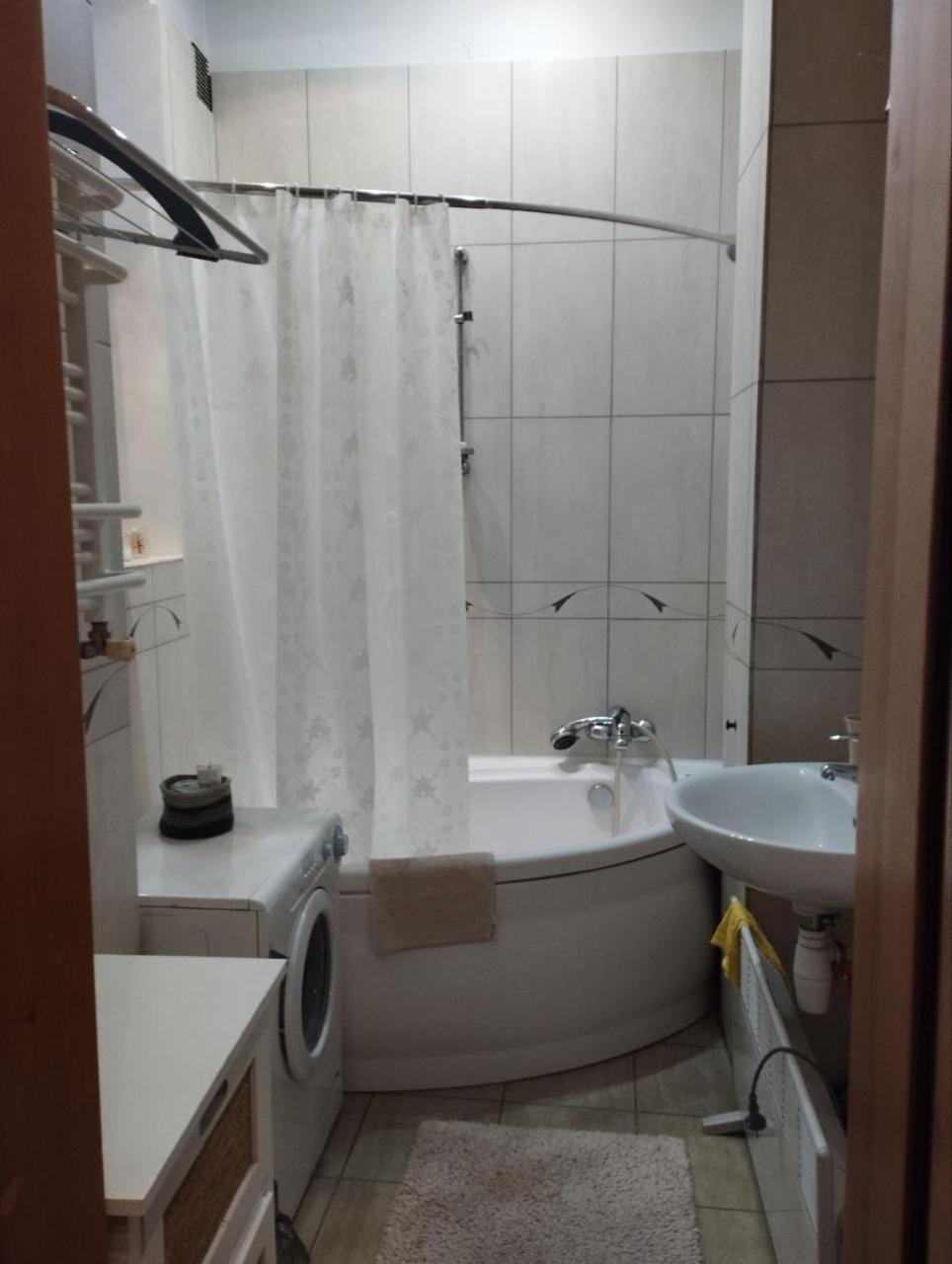 Family Stay In Львов Экстерьер фото